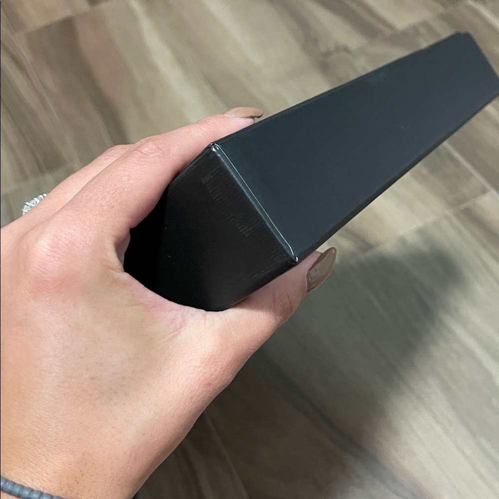 Authentic Gucci White Box - Picture 9 of 12